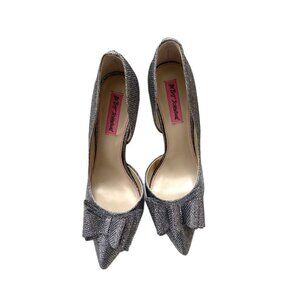 BETSEY JOHNSON Prince D'orsay Bow Pumps Women's 9 Silver Metalic Fabric Stiletto